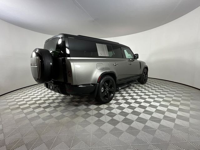 2024 Land Rover Defender X-Dynamic SE