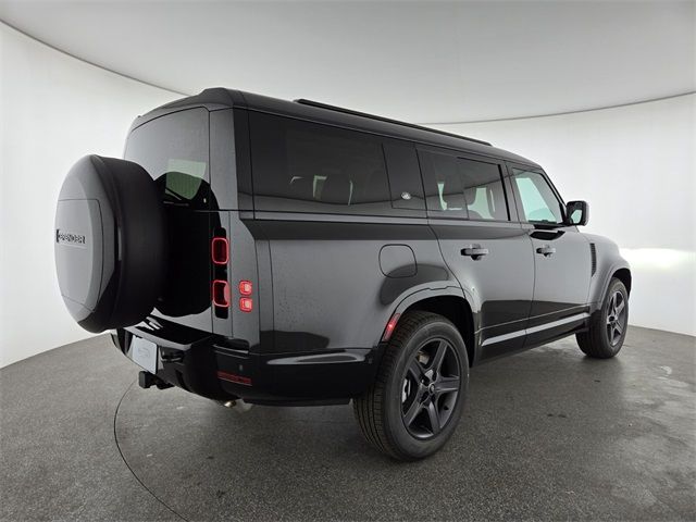 2024 Land Rover Defender X-Dynamic SE