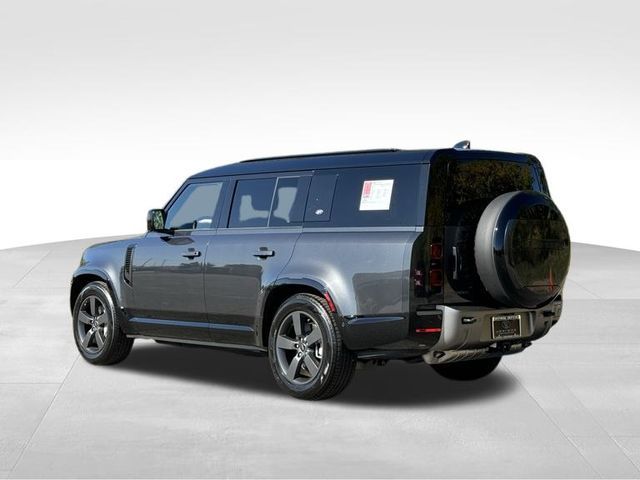 2024 Land Rover Defender X-Dynamic SE