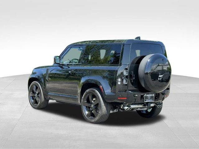 2024 Land Rover Defender V8