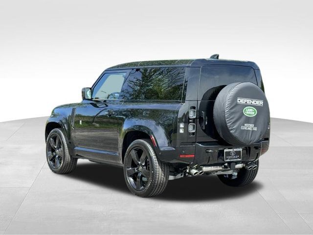 2024 Land Rover Defender V8