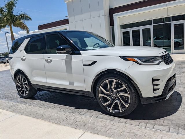 2024 Land Rover Discovery Dynamic SE