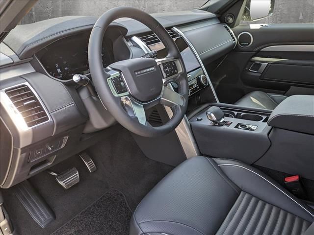 2024 Land Rover Discovery Dynamic SE