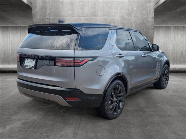 2024 Land Rover Discovery Dynamic SE