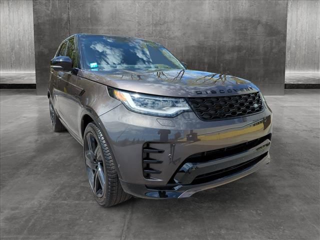 2024 Land Rover Discovery Dynamic SE