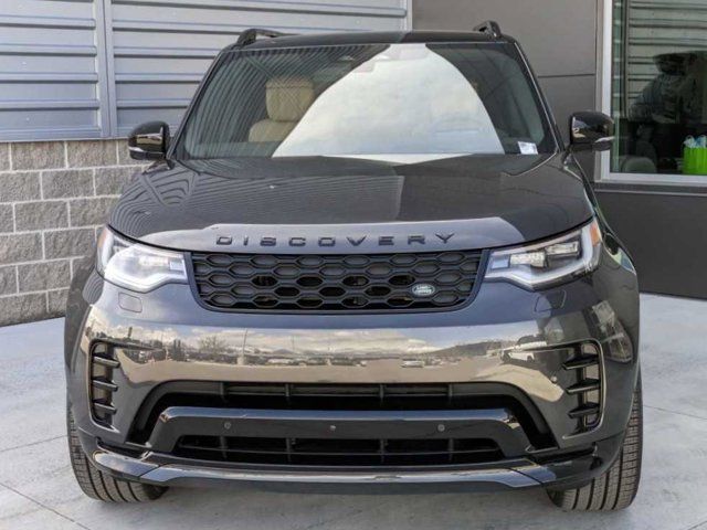 2024 Land Rover Discovery Dynamic SE