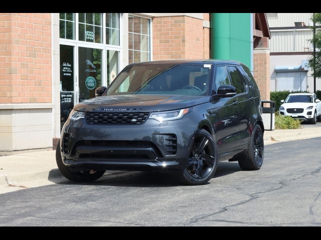 2024 Land Rover Discovery Dynamic SE