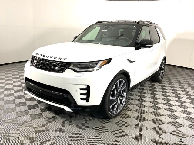 2024 Land Rover Discovery Dynamic SE