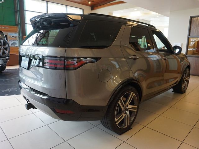 2024 Land Rover Discovery Dynamic SE