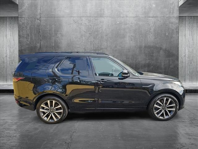 2024 Land Rover Discovery Dynamic SE