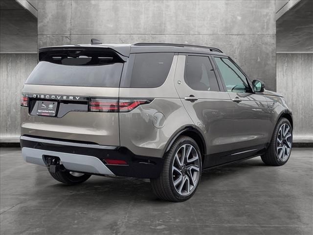 2024 Land Rover Discovery Metropolitan Edition