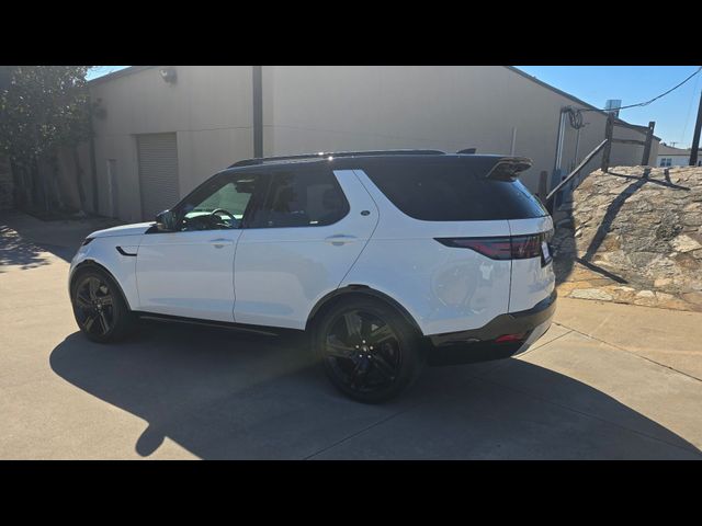 2024 Land Rover Discovery Metropolitan Edition