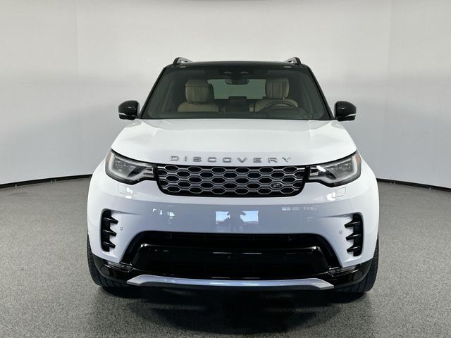 2024 Land Rover Discovery Metropolitan Edition