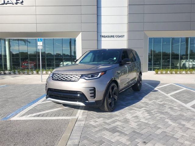 2024 Land Rover Discovery Metropolitan Edition