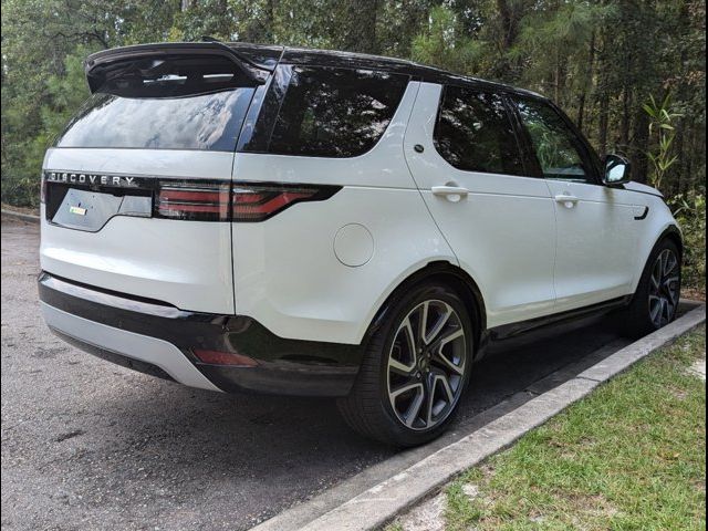 2024 Land Rover Discovery Metropolitan Edition