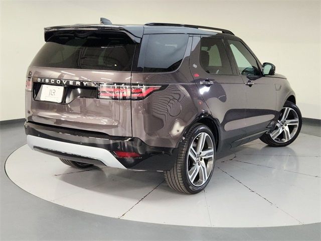 2024 Land Rover Discovery Metropolitan Edition