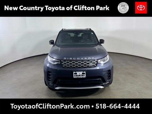 2024 Land Rover Discovery Metropolitan Edition