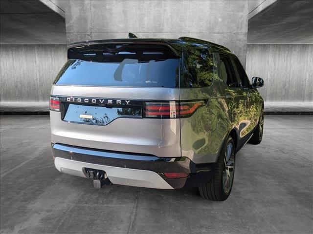 2024 Land Rover Discovery Metropolitan Edition