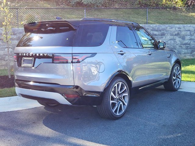 2024 Land Rover Discovery Metropolitan Edition