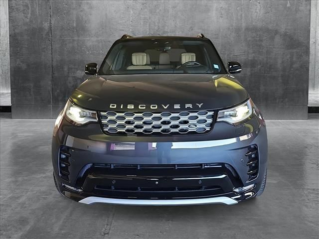 2024 Land Rover Discovery Metropolitan Edition