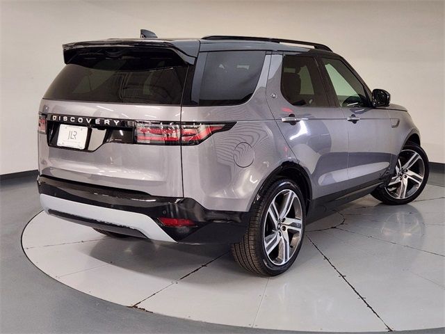 2024 Land Rover Discovery Metropolitan Edition