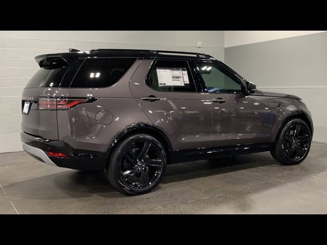 2024 Land Rover Discovery Metropolitan Edition