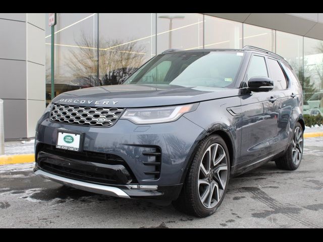 2024 Land Rover Discovery Metropolitan Edition