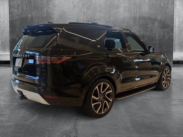 2024 Land Rover Discovery Metropolitan Edition