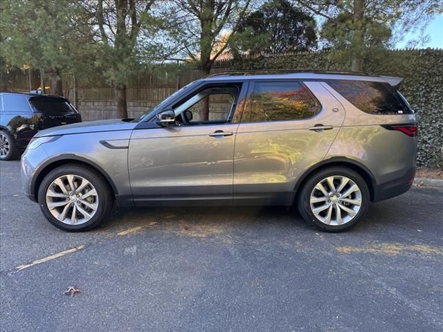 2024 Land Rover Discovery S