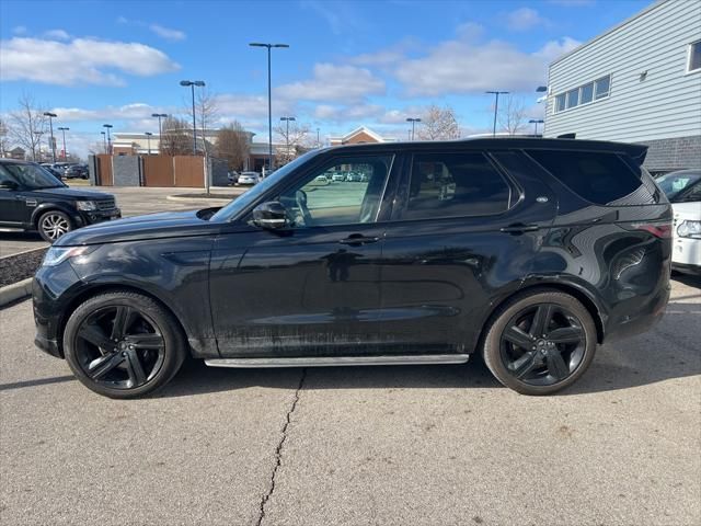 2024 Land Rover Discovery Metropolitan Edition