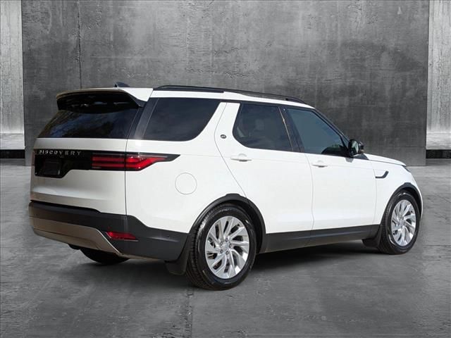 2024 Land Rover Discovery S