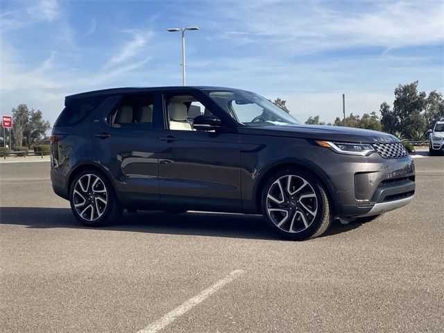 2024 Land Rover Discovery S