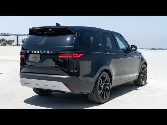 2024 Land Rover Discovery S