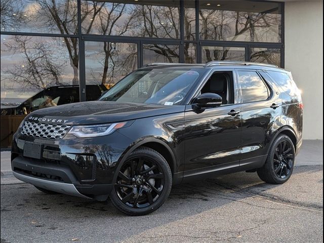 2024 Land Rover Discovery S