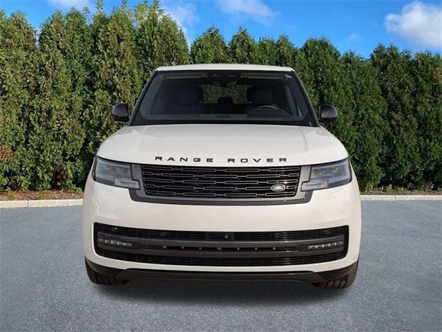 2024 Land Rover Range Rover SE