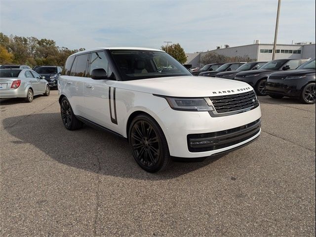 2024 Land Rover Range Rover SE