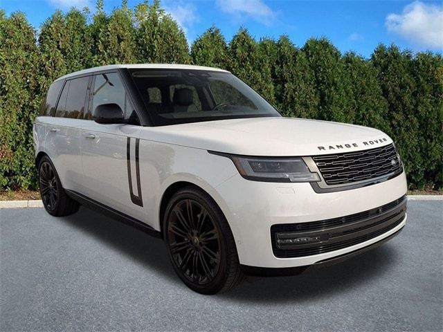 2024 Land Rover Range Rover SE