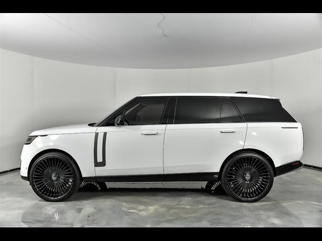 2024 Land Rover Range Rover SE