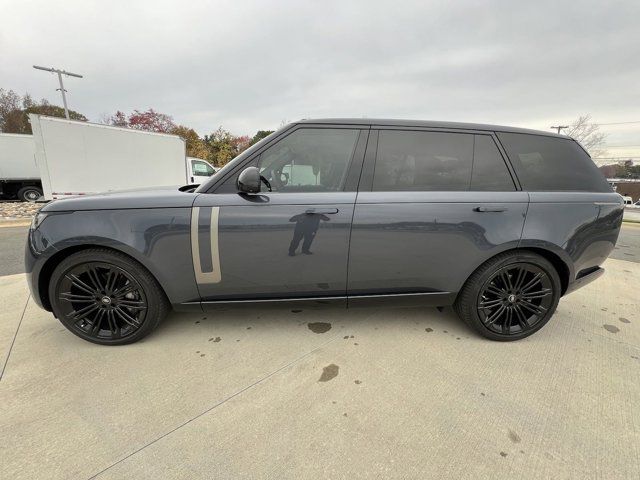 2024 Land Rover Range Rover SE