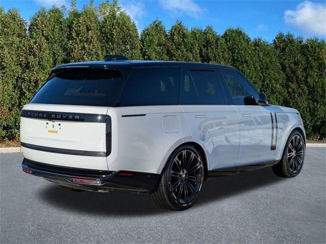 2024 Land Rover Range Rover SE