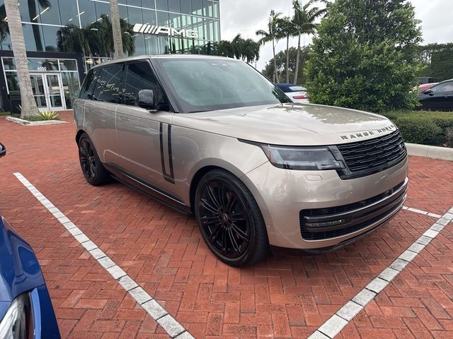 2024 Land Rover Range Rover SE