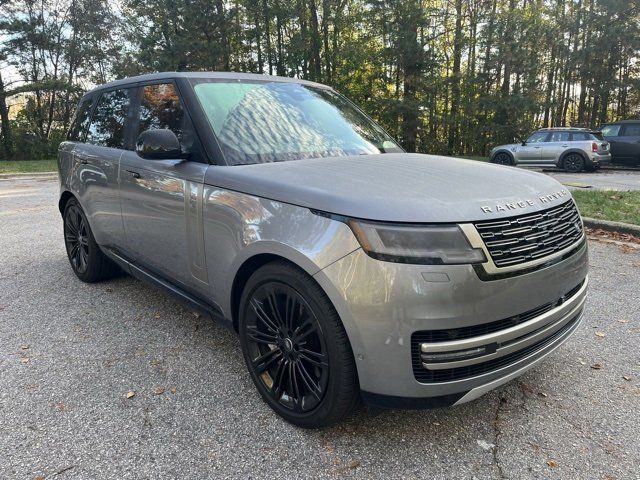 2024 Land Rover Range Rover SE