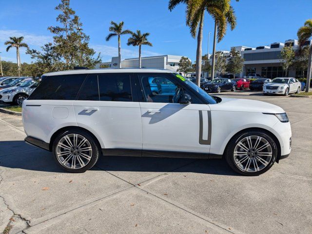 2024 Land Rover Range Rover SE