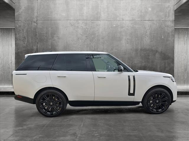 2024 Land Rover Range Rover SE