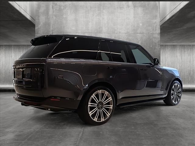 2024 Land Rover Range Rover SE