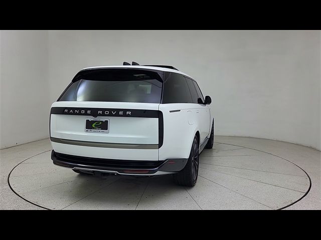 2024 Land Rover Range Rover SE