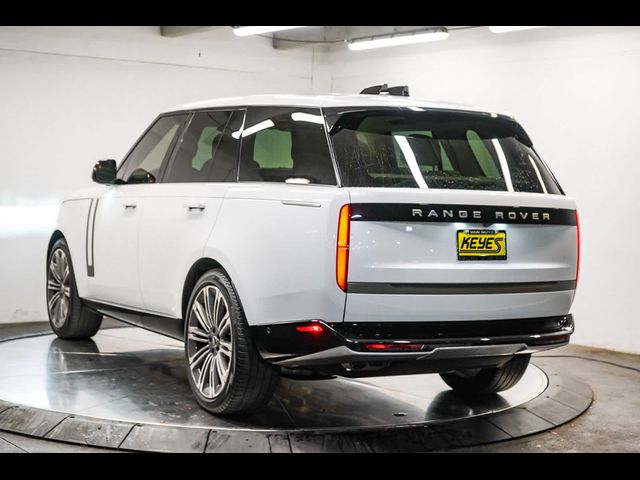 2024 Land Rover Range Rover SE