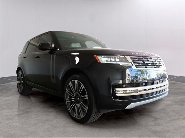 2024 Land Rover Range Rover SE