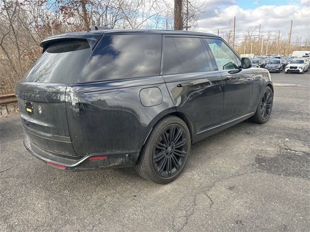 2024 Land Rover Range Rover SE