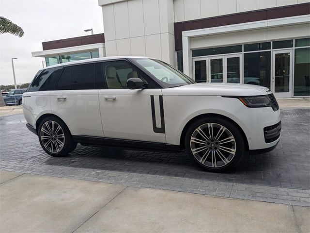 2024 Land Rover Range Rover SE